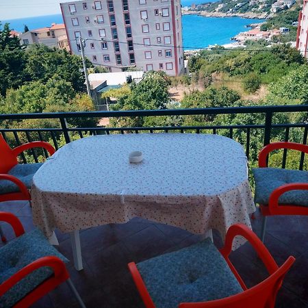 Apartmani Ljubica Utjeha Bagian luar foto