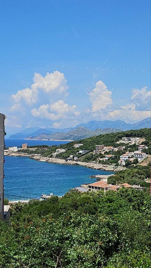 Apartmani Ljubica Utjeha Bagian luar foto
