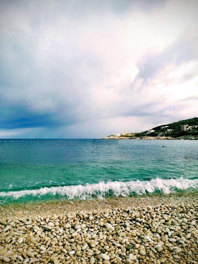 Apartmani Ljubica Utjeha Bagian luar foto