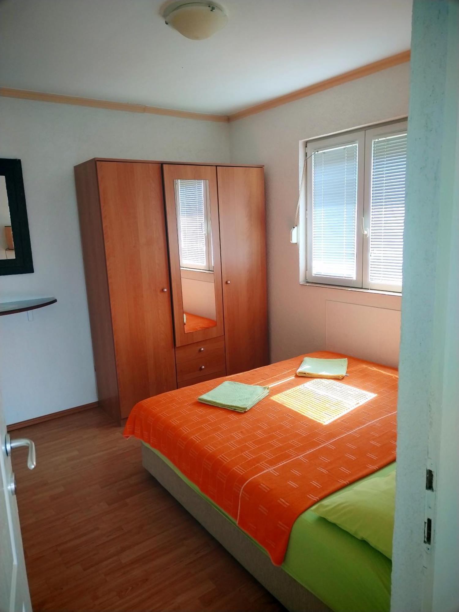 Apartmani Ljubica Utjeha Bagian luar foto